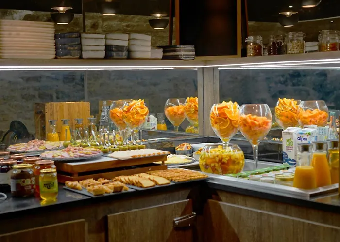 Best Western Le Montmartre - Saint Pierre Parijs